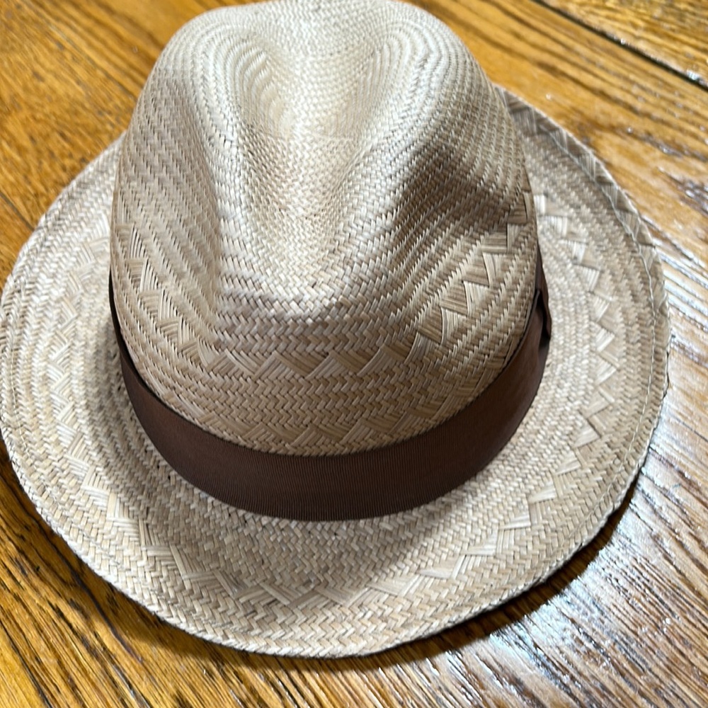 Ecuador Hats Montecristi Genuine Panama fedora.  Handwoven in Ecuador.  Size 59.
